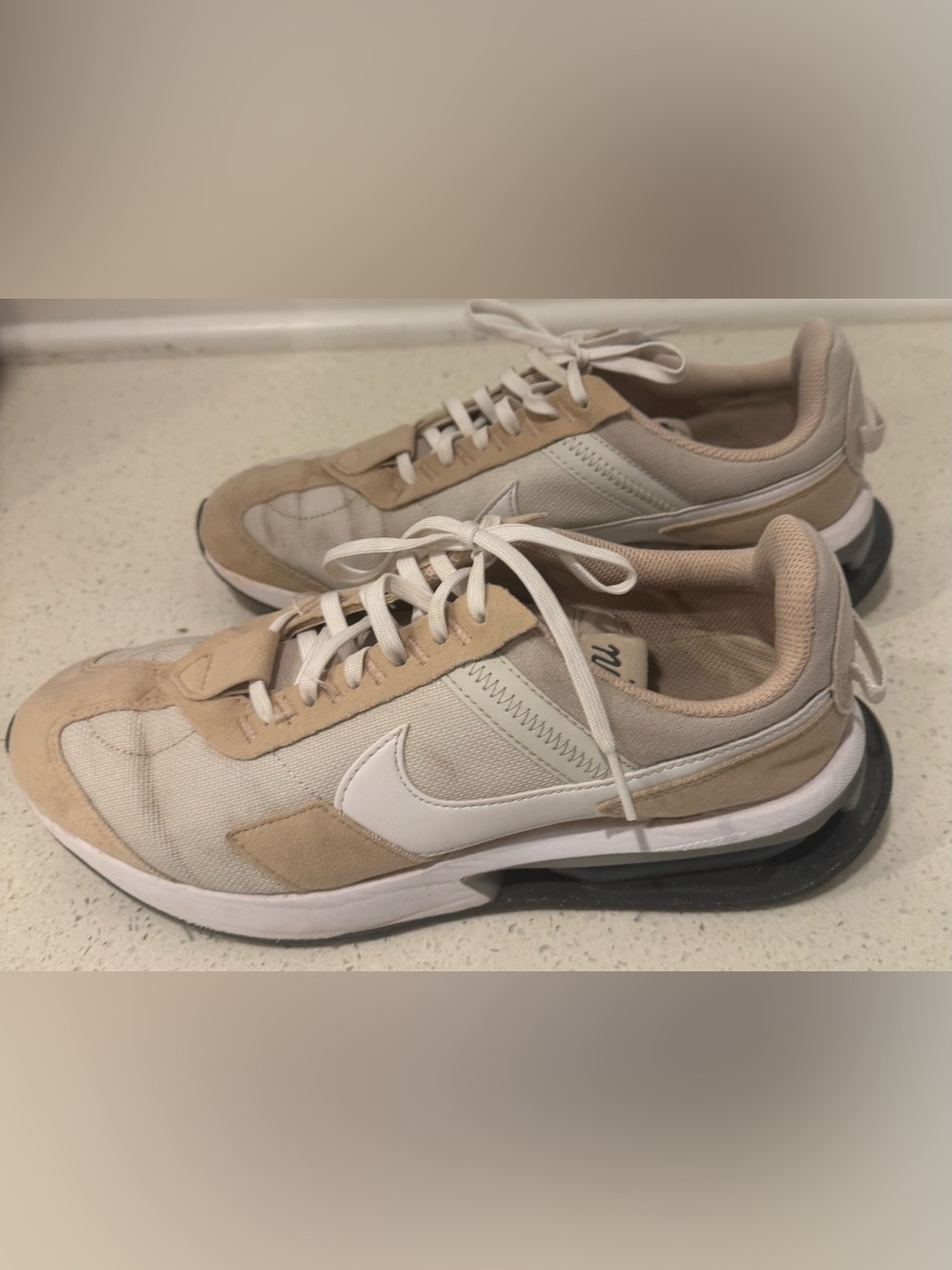 Women’s Nike Air Max Pre-Day Shoes
Light Bone Sanddrift